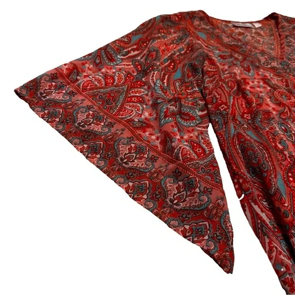 Belle by Kim Gravel Size XXS Paisley Print Bell Sleeve Blouse Top Side Slit NEW - Picture 8 of 15